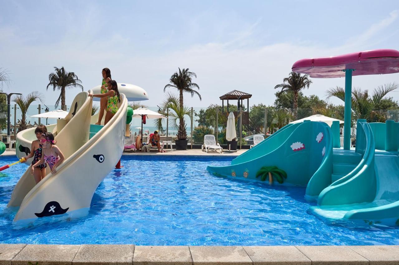 Cristalex Studio Aparthotel Pool & Spa Mamaia Nord Năvodari المظهر الخارجي الصورة